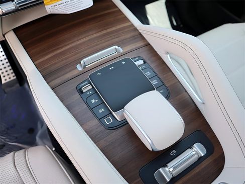 New 2026 Mercedes-Benz GLS 450 4MATIC image 43