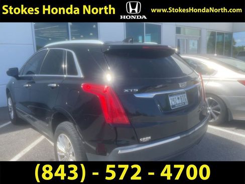 Used 2019 Cadillac XT5 FWD image 3
