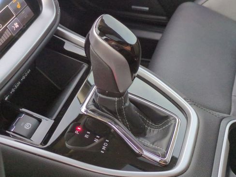 Used 2024 Subaru Outback Limited image 34