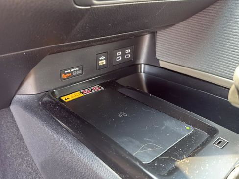 Used 2026 Toyota Camry SE FWD image 25