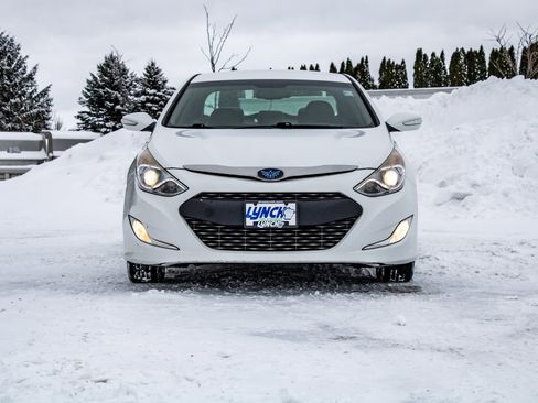 Used 2012 Hyundai Sonata Hybrid image 5