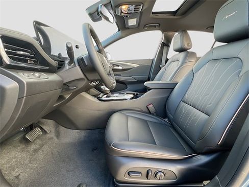 New 2026 Buick Envista Avenir image 15