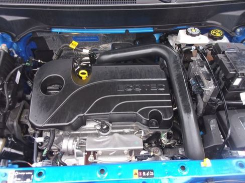 Used 2024 Chevrolet Equinox LT w/ LPO, Floor Liner Package image 17