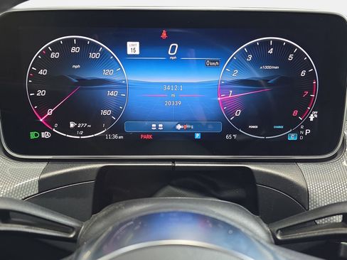 Used 2025 Mercedes-Benz CLE 300 4MATIC Cabriolet image 19