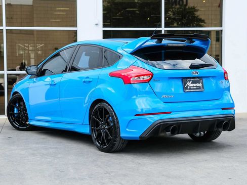 Used 2017 Ford Focus RS AWD/4WD image 19