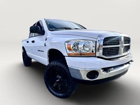 Used 2006 Dodge Ram 2500 Truck SLT w/ Trailer Tow Group AWD/4WD image 16