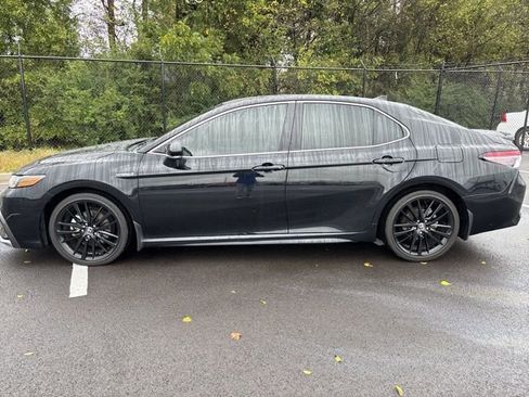 Used 2021 Toyota Camry XSE image 2