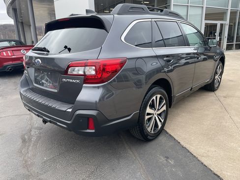 Used 2019 Subaru Outback 2.5i Limited image 5
