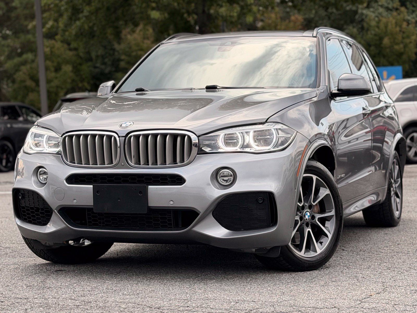 Used 2017 BMW X5 xDrive50i AWD/4WD image 1