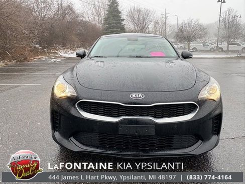 Used 2019 Kia Stinger image 8