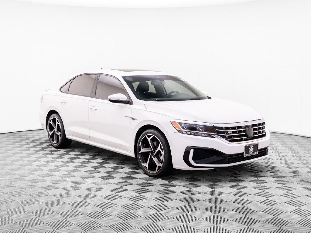 Used 2022 Volkswagen Passat 2.0T R-Line FWD image 10