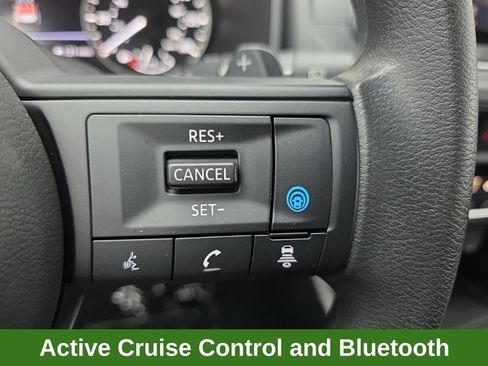Used 2024 Nissan Rogue SV AWD/4WD image 20