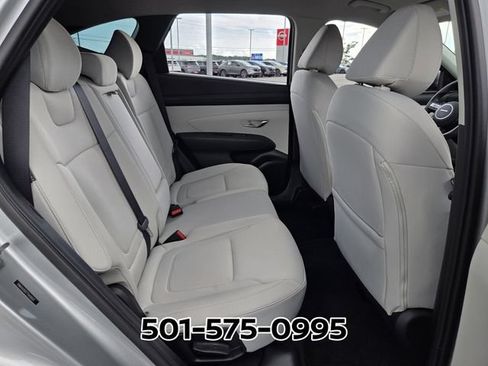 Used 2026 Hyundai Tucson SE FWD image 16