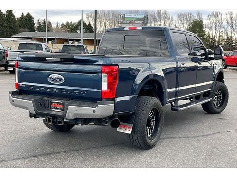 Used 2017 Ford F350 Lariat w/ Chrome Package image 14