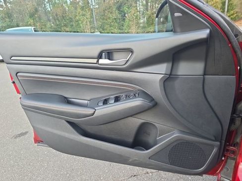 Used 2019 Nissan Altima 2.5 SR image 34