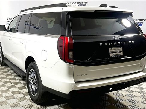 New 2025 Ford Expedition Max Active image 3