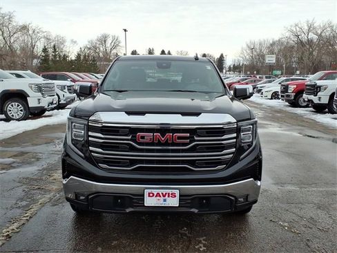Used 2022 GMC Sierra 1500 SLT w/ SLT Convenience Package image 9