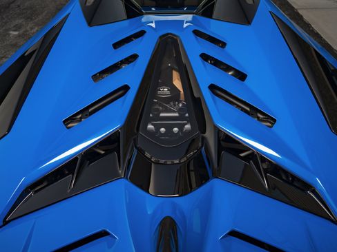Used 2021 Lamborghini Aventador SVJ AWD/4WD image 54