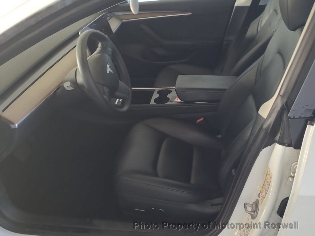 Used 2023 Tesla Model 3 Standard Range RWD image 2