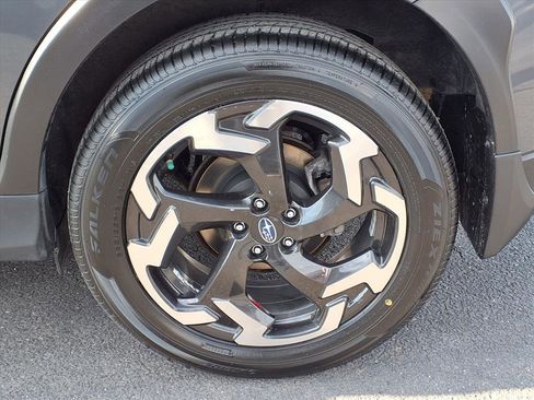 Certified 2022 Subaru Crosstrek 2.5i Limited w/ Moonroof Package 2 image 9