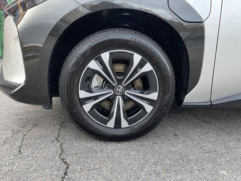 Certified 2025 Toyota bZ4X AWD image 9