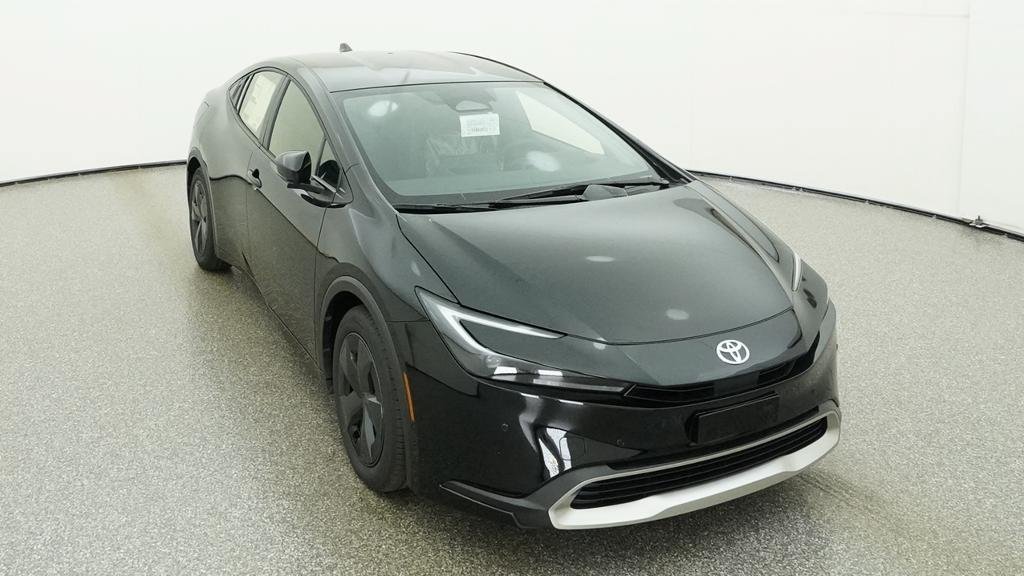 New 2027 Toyota Prius Plug-In Hybrid FWD image 8