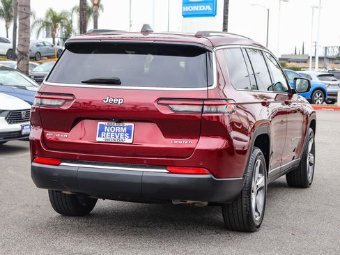 Used 2021 Jeep Grand Cherokee L Limited w/ Trailer Tow Group (B) AWD/4WD image 11