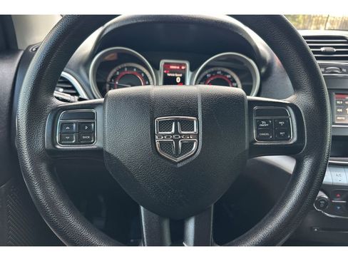 Used 2015 Dodge Journey American Value Package w/ Flexible Seating Group image 24