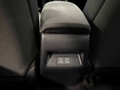 Used 2024 Toyota Corolla LE FWD image 9