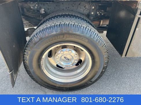 Used 2019 Ford F350 Lariat w/ Lariat Value Package AWD/4WD image 8