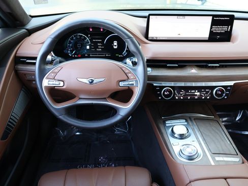 Used 2024 Genesis G80 w/ Prestige Package image 18