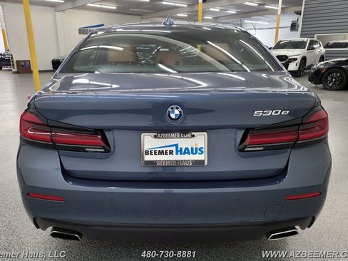 Used 2023 BMW 530e w/ Premium Package RWD image 13