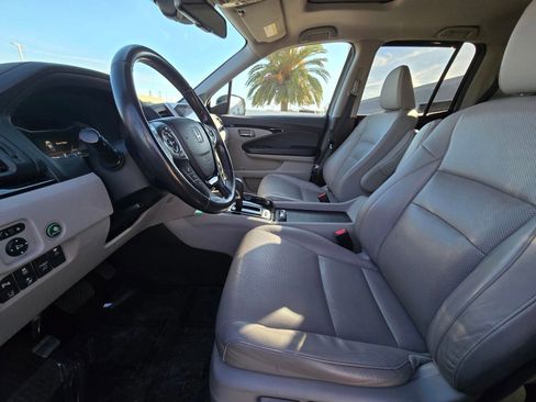 Used 2018 Honda Ridgeline RTL-E image 13