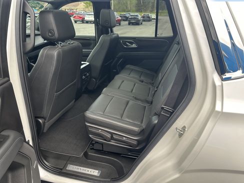 Certified 2022 Chevrolet Tahoe LT w/ LT Signature Package AWD/4WD image 6