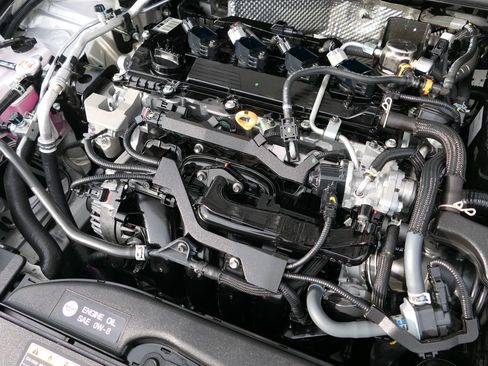 Used 2024 Toyota Corolla LE image 27