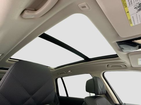 Certified 2024 BMW X7 xDrive40i AWD/4WD image 17