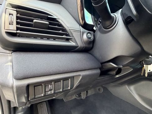 Used 2023 Subaru Outback Premium image 21