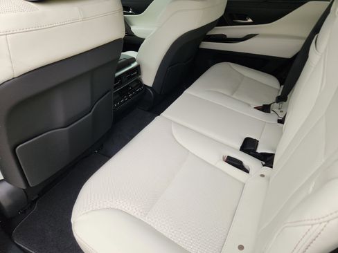 New 2026 Lexus LX 600 4WD w/ Luxury Package image 21