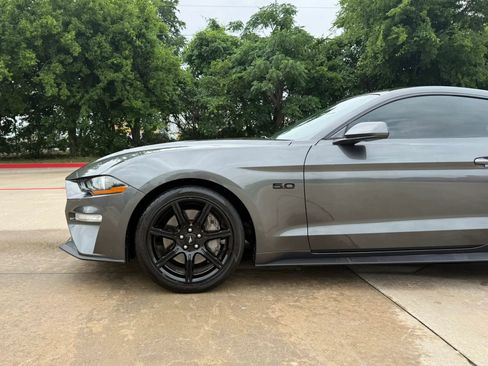 Used 2019 Ford Mustang GT w/ Black Accent Package RWD image 13
