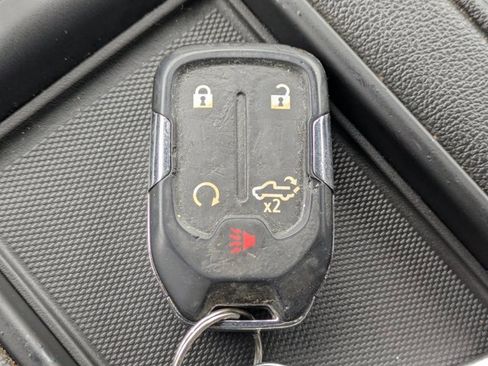 Used 2021 Chevrolet Silverado 1500 LT Trail Boss w/ Bed Protection Package image 31