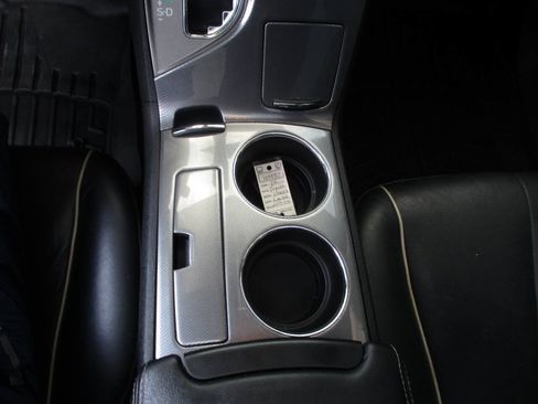 Used 2014 Toyota Venza Limited AWD/4WD image 15