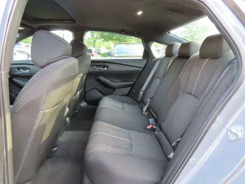 Used 2023 Honda Accord Sport image 12
