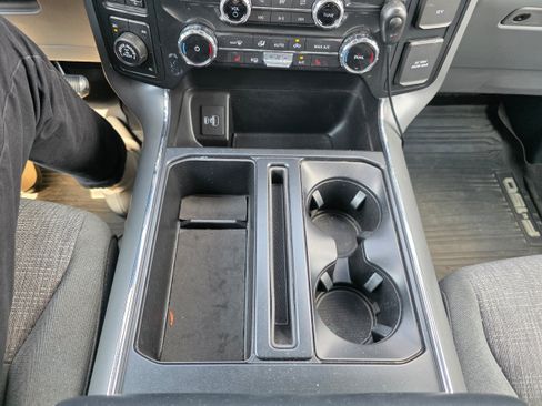 Used 2022 Ford F150 XLT w/ Equipment Group 302A High AWD/4WD image 14