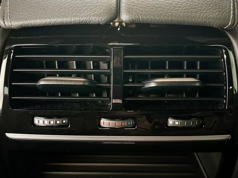 Used 2018 BMW 540i image 18