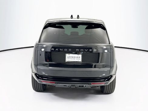 Used 2025 Land Rover Range Rover SE AWD/4WD image 6