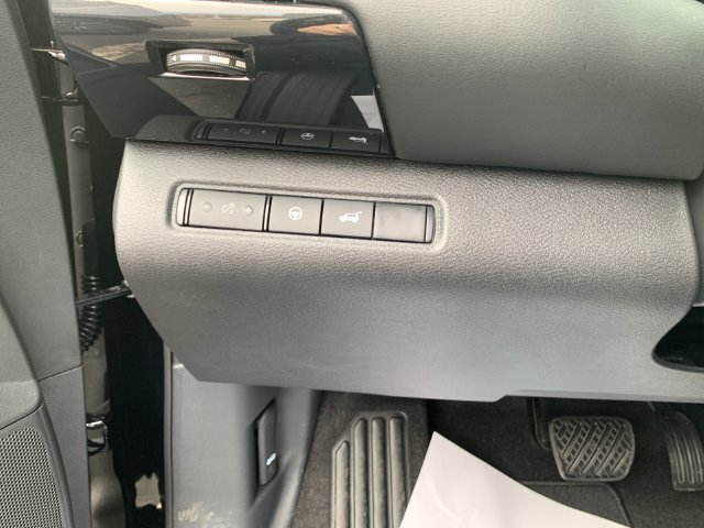 New 2026 Nissan Pathfinder SV AWD/4WD image 30