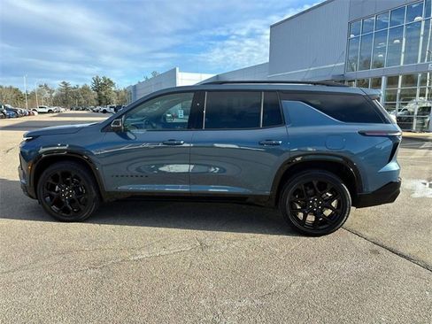 Used 2025 Chevrolet Traverse RS w/ LPO, Floor Liner Package image 6