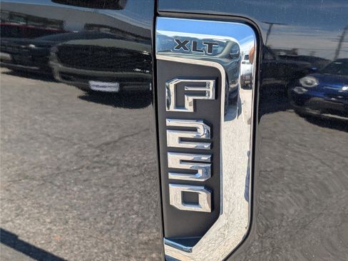 Used 2022 Ford F250 XLT image 10