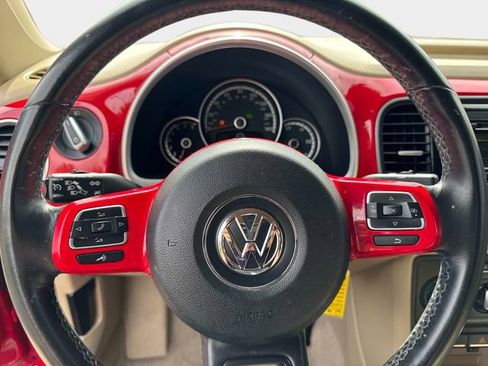 Used 2014 Volkswagen Beetle 1.8T FWD image 21