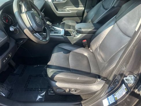 Used 2022 Toyota RAV4 XLE AWD/4WD image 28